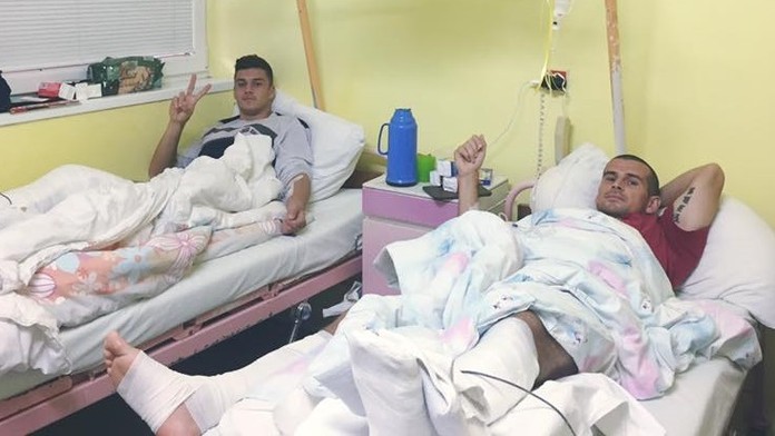 Róbert Mazáň a Viktor Pečovský museli v pondelok pod skalpel.