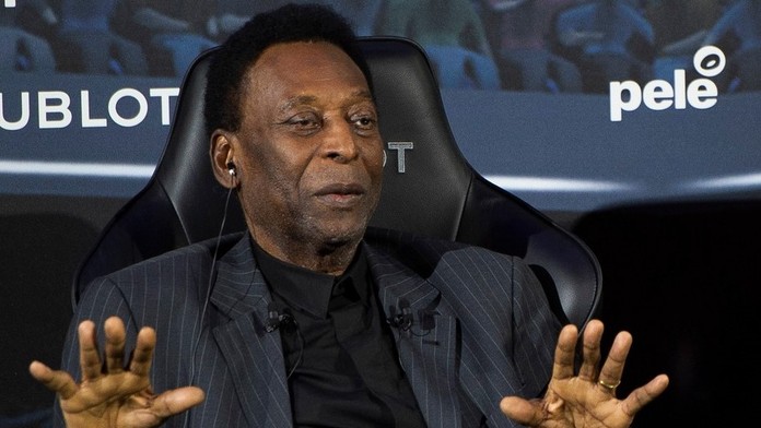 Pelé vyľakal futbalovú zemeguľu. Jeho dcéra po hospitalizácii upokojuje verejnosť