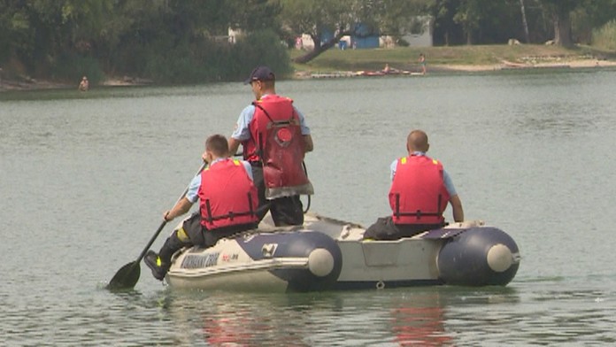 Bratislavský hasiči likvidovali neznámu chemickú látku.