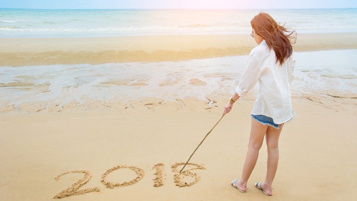 Španielski hádzanári sa radujú z víťazstva vo finále ME nad Švédskom.