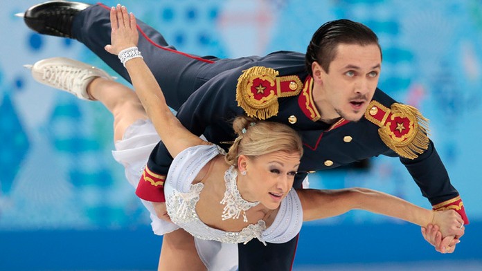 Ruský športový pár Tatiana Volosožarová a Maxim Traňkov.