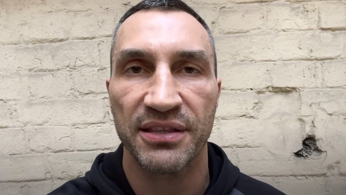 Vladmimir Kličko v prejave prosí svet o pomoc.