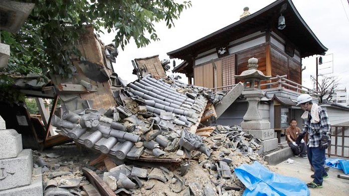 Japonskú Osaku zasiahlo silné zemetrasenie.