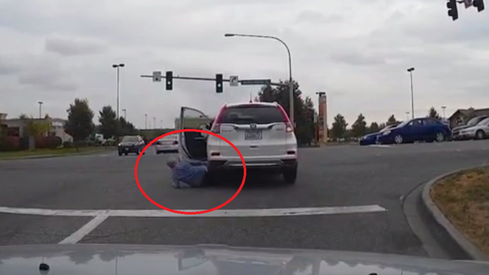 Staršia žena neutrpela žiadne vážne zranenia.