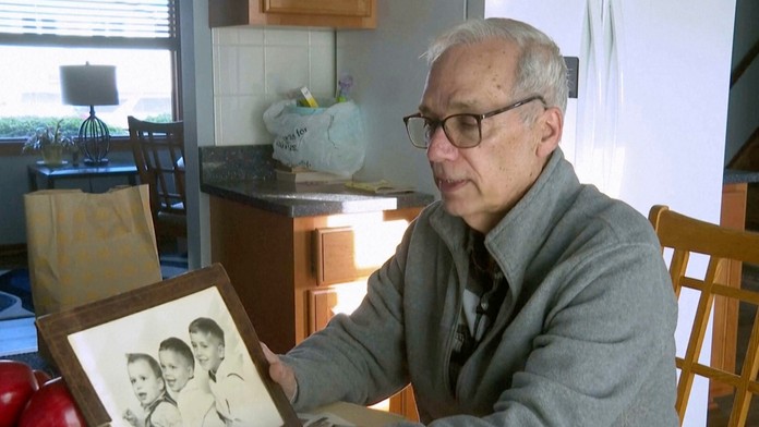 Brat pápeža Leva XIV.: Ako dieťa sa hral na kňaza. Smiali sme sa mu, že raz bude pápežom. O 60 rokov neskôr to je realita