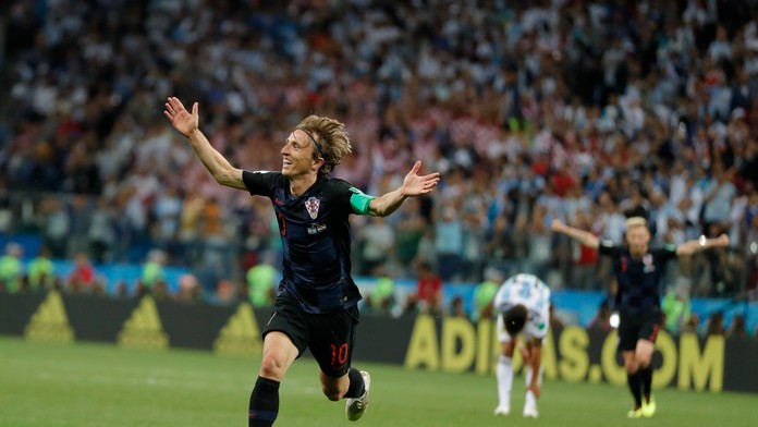 Radosť kapitána Chorvátska Luku Modriča po góle proti Argentíne na MS 2018.