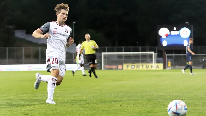 Na ME nebude, no teraz bude hrať pod Henrym a Fabregasom. Slovák sa z obce dostal do Serie A (rozhovor)
