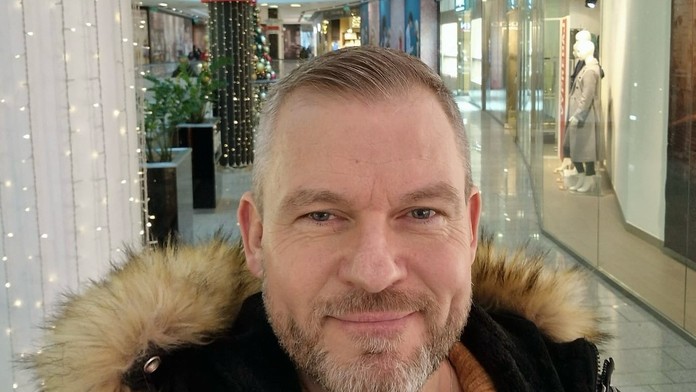 Vianoce politikov. Pellegrini s rodičmi, Fico s knihou, Taraba s piatimi deťmi, Šutaj Eštok s priateľkou