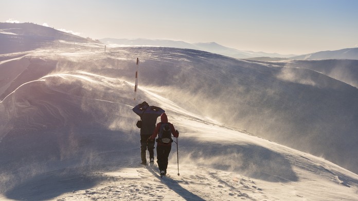 Strážnici hrubo zaobchádzali s tehotnou ženou