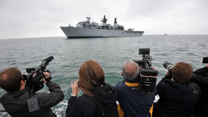 Na snímke loď britského námorníctva.