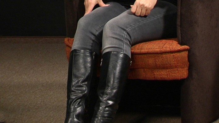 Znasilnena policajtom.