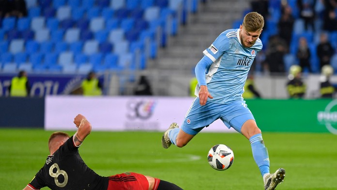 Slovan opúšťa ofenzívna opora. Dala prednosť severu Európy