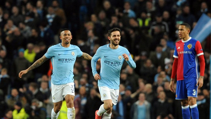 Útočník Tottenhamu Heung-min Son oslavuje gól v odvete osemfinále LM proti Juventusu.