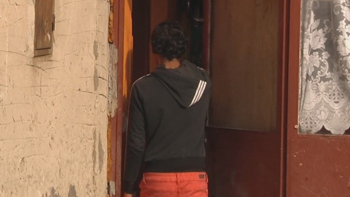 Podozrivý mladík zo syfilisu.