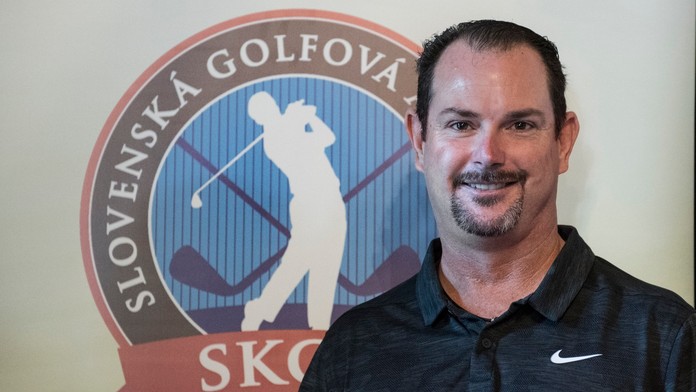 Alpská lyžiarka Anna Swennová Larssonová v slalome vo Flachau.