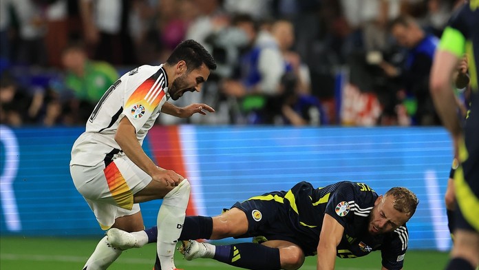 VIDEO: Zákerný faul krajana kritizuje aj škótska legenda. „Takýto zákrok nepatrí do futbalu“