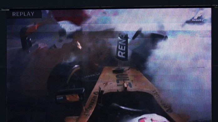 Kevin Magnussen mal ťažkú haváriu.