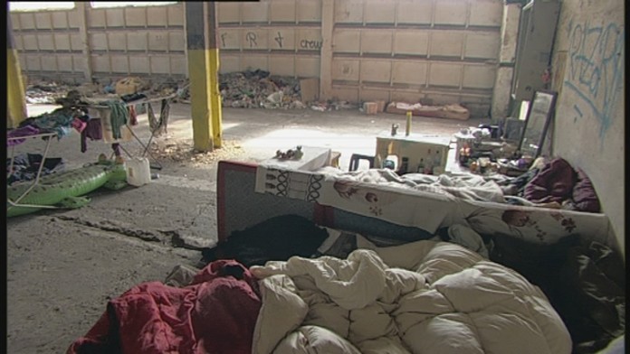 Reflex, Bezdomovecka mafia