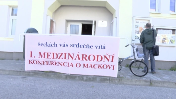 1. medzinárodná konferencia o Mackovi