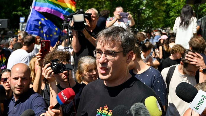 Starostu Budapešti obvinili za usporiadanie zakázaného pochodu Pride