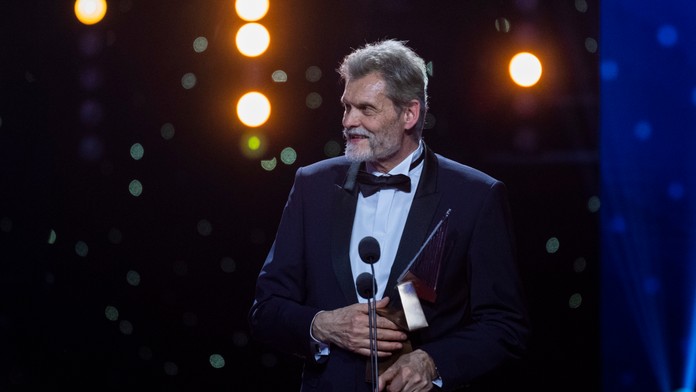 Na snímke ocenený v kategórii Mimoriadna cena Alexej Vojtášek počas Krištáľového krídla v roku 2022.