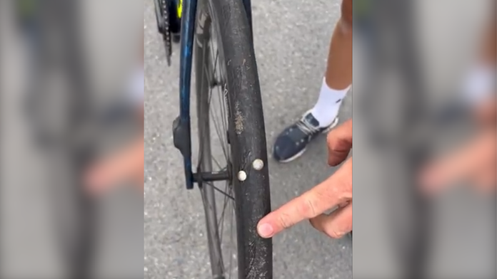 Pripináčiky na Tour de France