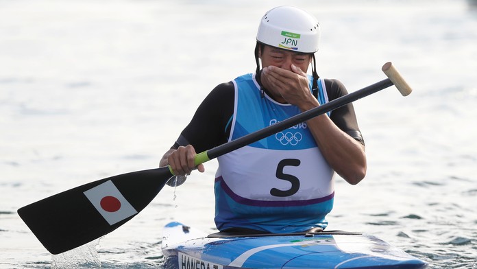 Slzy šťastia Japonca Takuja Hanedu po zisku bronzovej medaily.