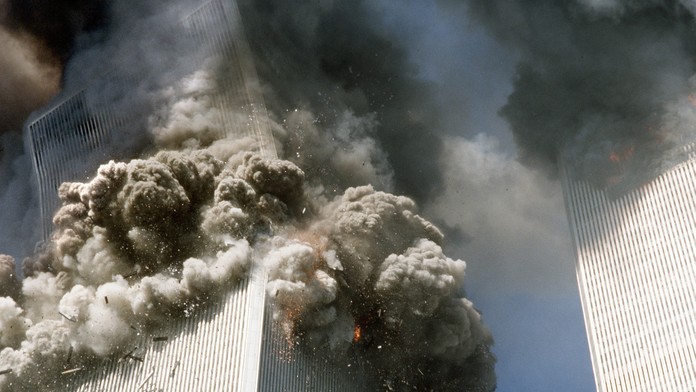 Kolaps jednej z budov WTC v New Yorku.