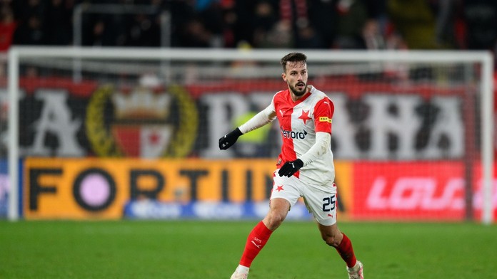 Zo Slavie mal zamieriť do Slovana Bratislava. Slovenský reprezentant však prestupuje inam