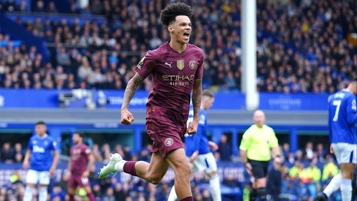 Premier League: Manchester City si poradil s Evertonom aj bez opôr. Newcastle prišiel o šnúru výhier
