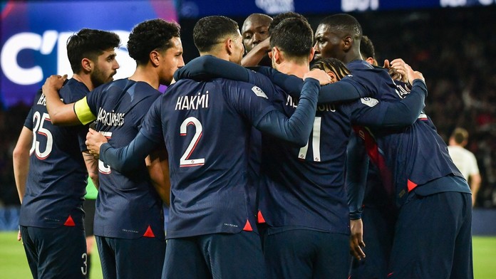 Pod Eiffelovkou bolo rozhodnuté za pol hodinu. Paríž upevnil pohodlný náskok, Škriniar začal z lavičky