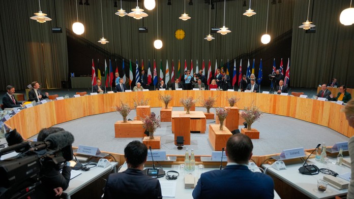 Štáty Európskej únie sa dohodli na predĺžení platnosti sankcií voči ruským predstaviteľom