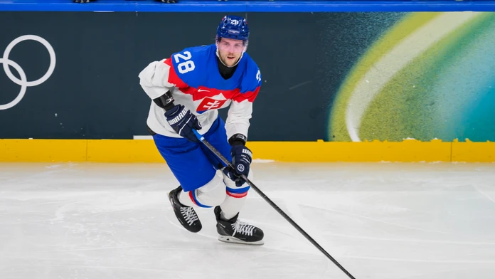 O Slováka v KHL menej. Reprezentačný obranca mieri do elitného európskeho klubu, súťaž dobre pozná