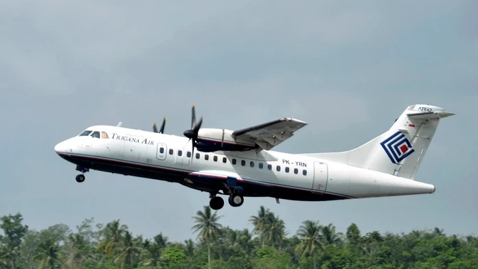 Trigana Air Service.