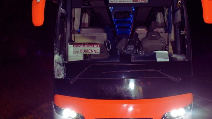 Chodca zrazil autobus