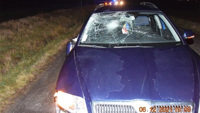 Po zrážke pri Bačkovíku prišiel o život 14-ročný chodec.