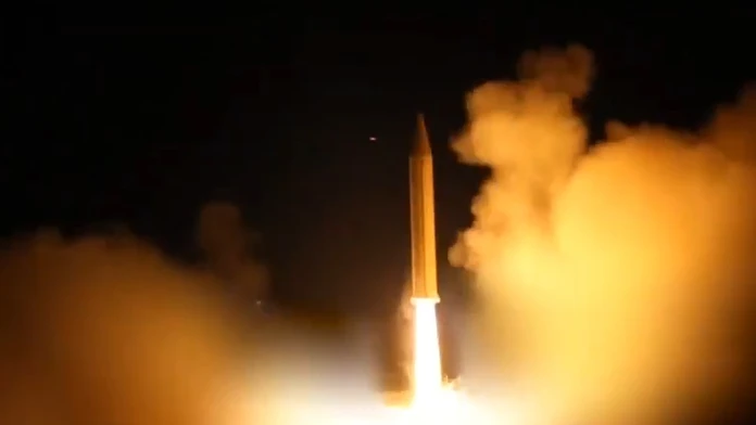Irán zaútočil balistickými raketami na americké sily na Blízkom východe