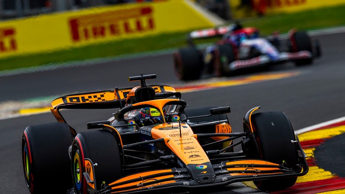 McLaren si poistil služby Piastriho na dlhšie obdobie. Talentovaný jazdec sa teší na pokračovanie spolupráce