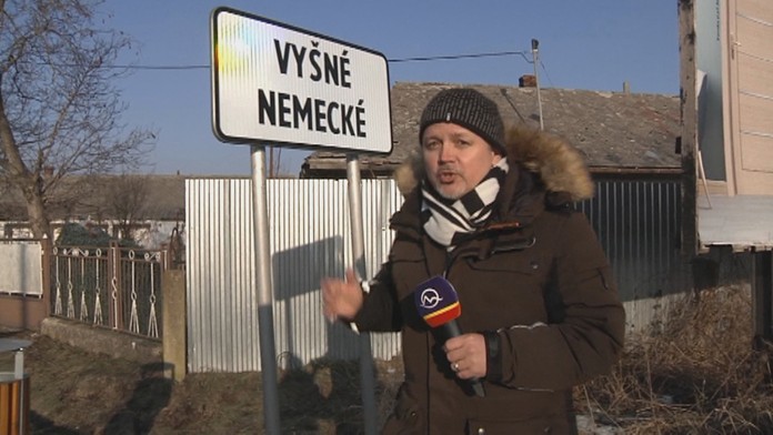 Na snímke zľava Libor Hudáček (Slovensko), Samuel Buček (Slovensko), Jegor Rykov (Rusko) a brankár Vasilij Demčenko (Rusko).