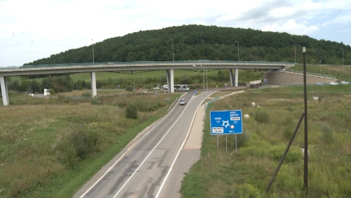 Diaľničný most