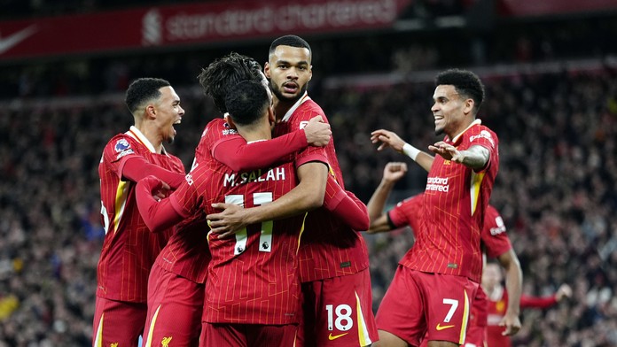 Premier League: Dúbravka opäť len na lavičke, Liverpool ovládol mestské derby