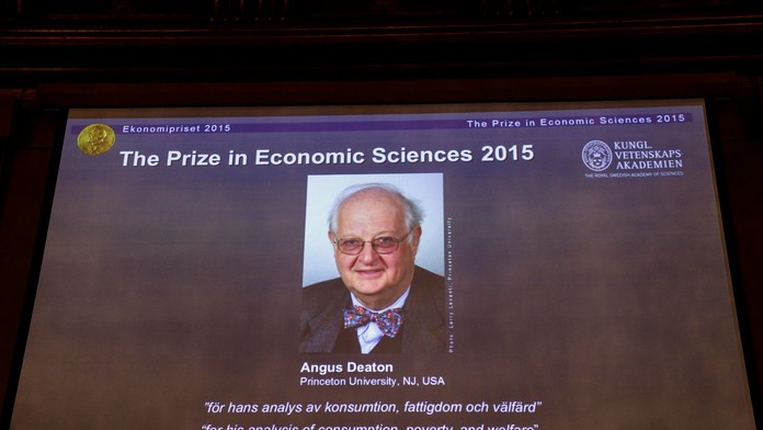 Nobelovu cenu za ekonómiu získal Angus Deaton