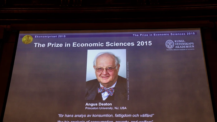 Nobelovu cenu za ekonómiu získal Angus Deaton