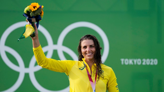 Vodnoslalomárka Jessica Foxová oslavuje triumf na OH 2020 v kategórii C1.