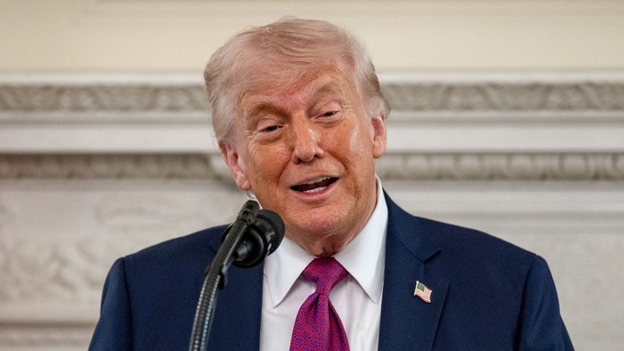 Trump prišiel o veľkého spojenca: Pomáhal mu dostať sa k moci, teraz si sype popol na hlavu