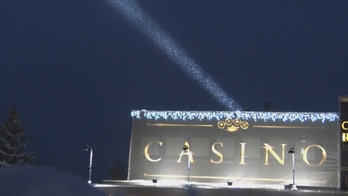 Flirtuje Alica s Tomášom.mp4