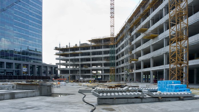 Výstavba pri nákupnom centre v Bratislave