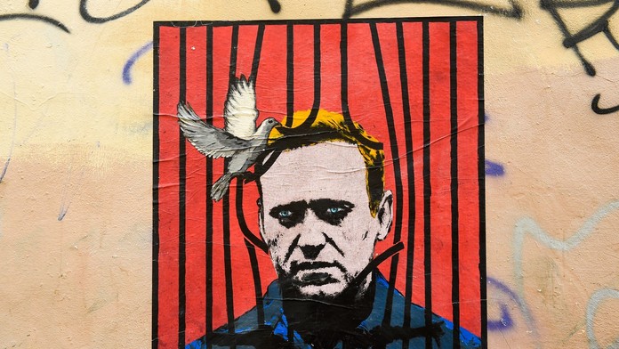 Súd v Moskve nariadil vziať do väzby štvoricu Navaľného spolupracovníkov