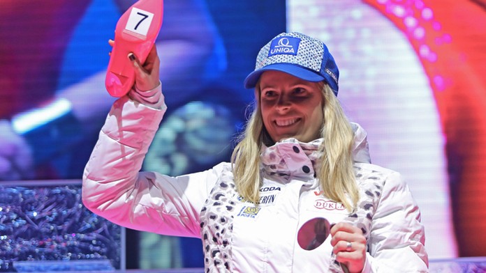 Veronika Velez-Zuzulová.