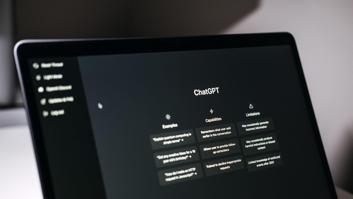 Výskum, ktorý hľadal najlepší jazyk na zadávanie príkazov AI, dospel k prekvapivému výsledku